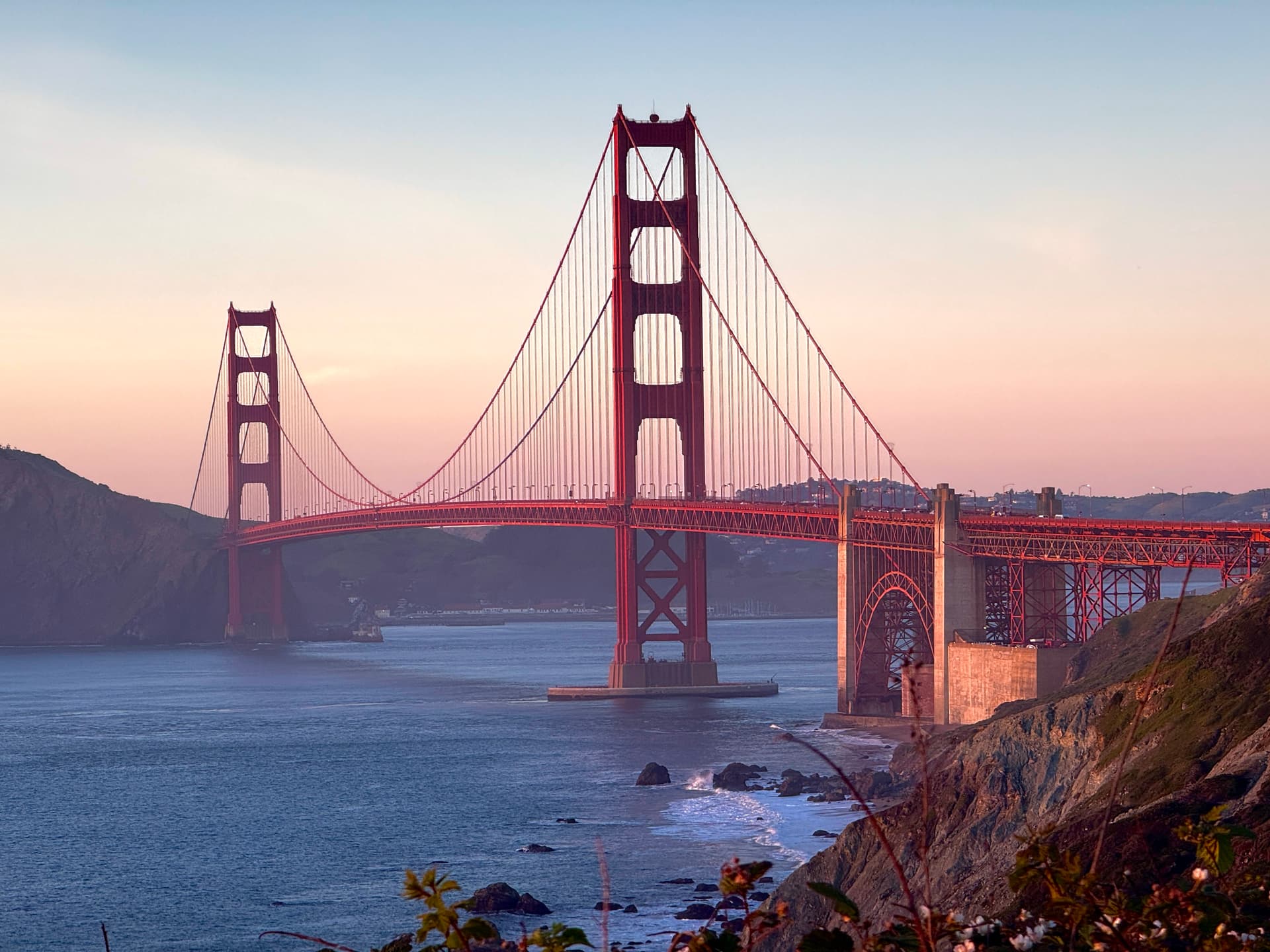 Golden Gate Bridge at sunset